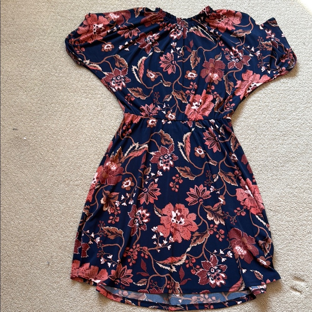 Maggie London Floral  Dress in Navy and coral